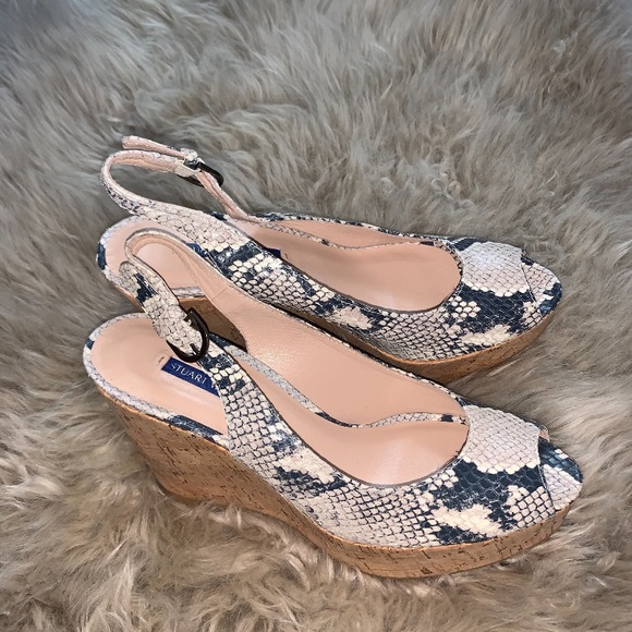 NEW  Stuart Weitzman python printed Jean wedge - Picture 8 of 9